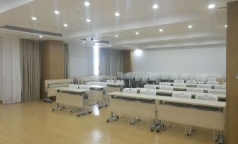 Shanghai Xing Urban Garden Hotel
