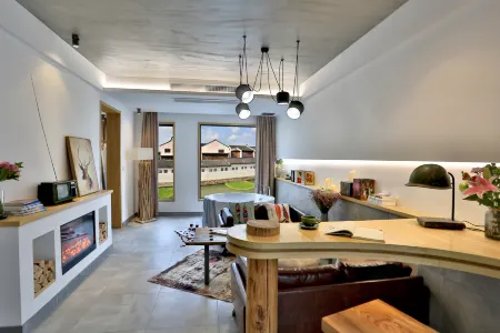 Huajian Xishe Concept Hotel