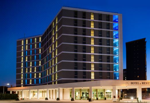 5. 호텔 델리 아르..