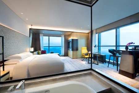 Crowne Plaza Baoji City Center Отели рядом с достопримечательностью «Baoji University of Arts and Sciences»