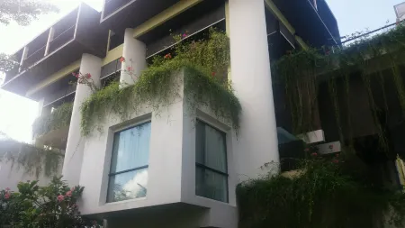 峇裡島勒吉安美居飯店