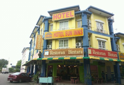 5. 선 인스 호텔 ..