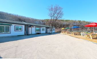 Paju Tongil Garden Pension