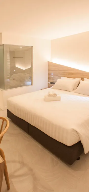 ห้องดีลักซ์เตียงใหญ่ 1 เตียง