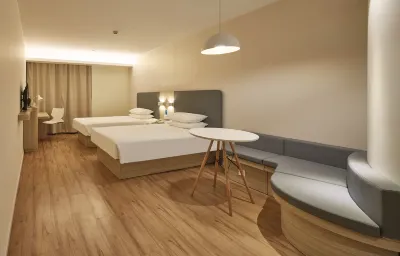 Yangting Hotel (Chishui Guifu Jinjie Branch)