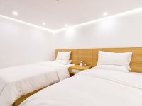 上海慢行旅酒店 - 复式高级双床房