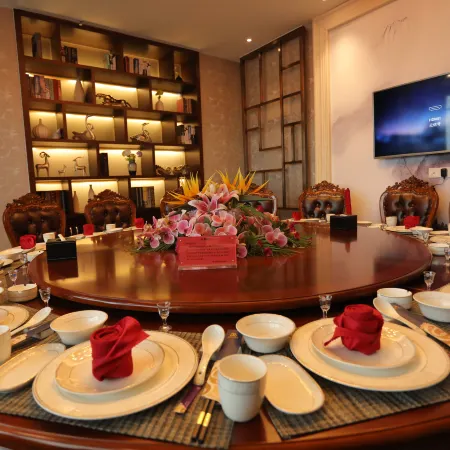 Ruipu Hotel