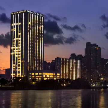 Hyatt Place Zhuhai Jinshi Отели рядом с достопримечательностью «Чжухайская больница»