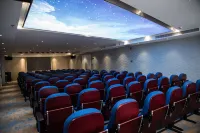 Aoshang Hotel (Hanzhong High-speed Railway Station) Отели в г. Ханьчжон