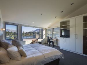 Shotover Penthouse & Spa by Staysouth