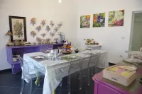 Maria Vittoria Charming Rooms and Apartments Hotels in Brindisi