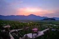 Huaxiang xihugang Resort