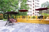 Shuiwanyuan Hotel (Zhuhai Qinglv South Road)