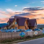 Ergunaen and Alexander Travel Home B&B