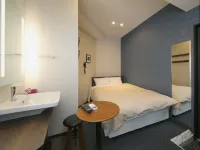 โรงแรมเอมิท อูเอโนะ