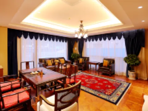 Jiarong Grand Hotel Hotels in Barkam