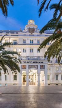 Best 10 Hotels Near Hago Artesanos Joyeros from USD 20/Night-Malaga for  2024 | Trip.com