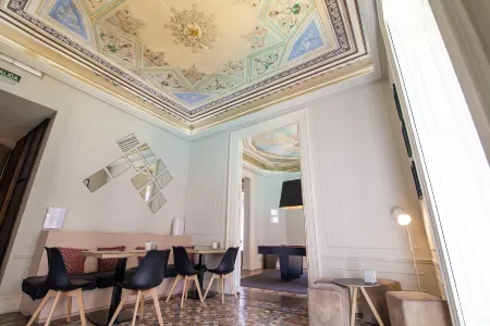 Toc Hostel Madrid Отели рядом с достопримечательностью «Небоскреб "Испания"»