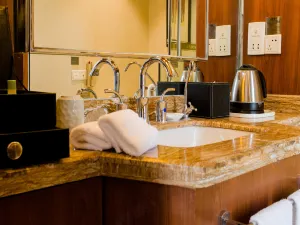 Vienna International Hotel