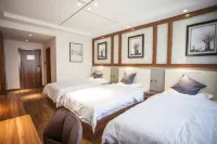 Haitang Hotel (Heihe Railway Street Shop)