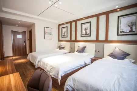 Haitang Hotel (Heihe Railway Street Shop)