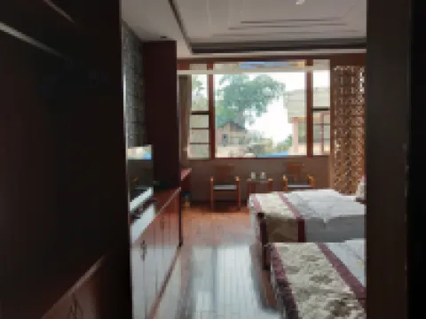 Lalong Yunqi Xiaozhu Inn