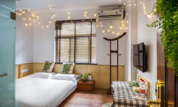 Bushe Art Hotel (Hangzhou West Lake Hefang Street)