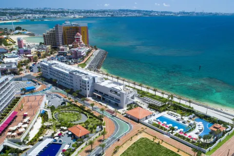 DoubleTree by Hilton Okinawa Chatan Resort