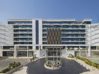ذا ريتريت نخلة دبي إم جاليري من سوفيتيل Hotels near أتلانتس – النخلة