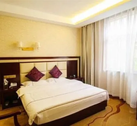 Yunlong Longfenghe Hotel