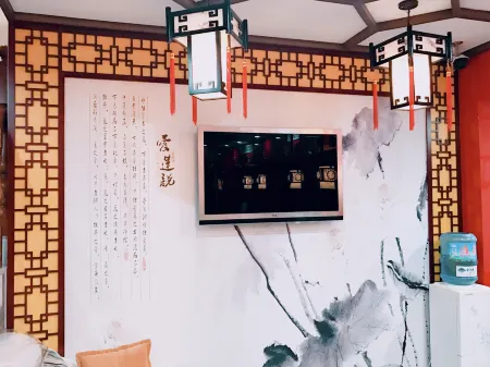 Confucius Temple Hotel (Qufu Three Kong Scenic Spot Store) Отели рядом с достопримечательностью «Confucius Institute»