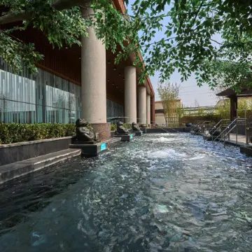 Shengshi Lanwan Hot Spring Hotel