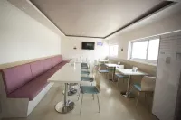 Grace Inn (Mengyin Mengshan Road) - موقف سيارات