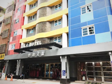 La Hotel Baseball Theme Hall Отели рядом с достопримечательностью «Zhengfeshe»