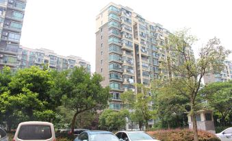 Romantic Full House Apartment (Shanghai Huting North Road)