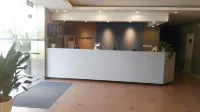 홈인 호텔(닝하이중양광장런민대로店)
