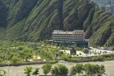 Yujing Hotel
