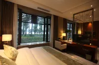Cuiliu Hotel Отели рядом с достопримечательностью «Уханьский городской академия»