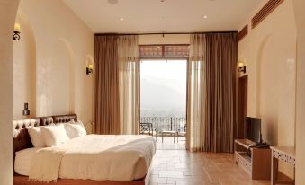 Toscana Town Square Suites