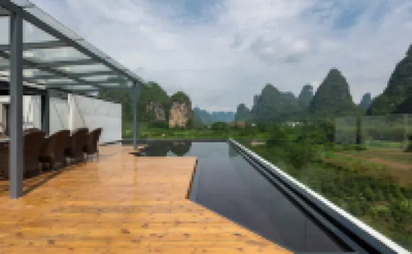 โรงแรมสไตล์บูทีค วอเตอร์ไซด์