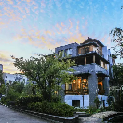 Meet Lanju Bed and Breakfast Hotels near Wuyuan Station