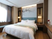 沪华国际大酒店(上海鹤庆路店) - 标准大床房