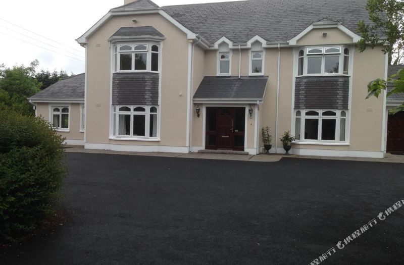 Bunratty Grove Bed and Breakfast 