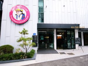 Miss Hongdae Guest House (Female Only)