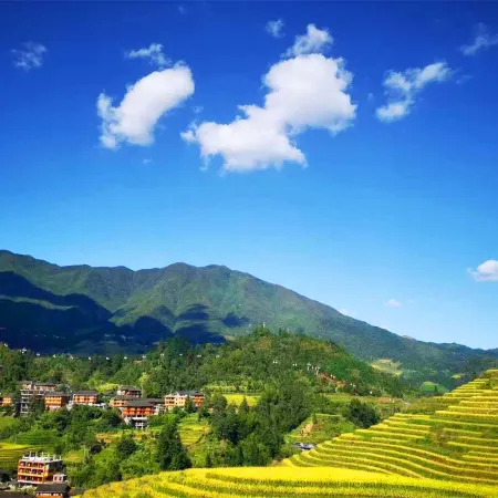 Wuyan Hongyun Hotel (Longsheng Longji Terrace Observation Deck)