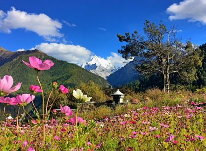 Yading Jianshan Hotel