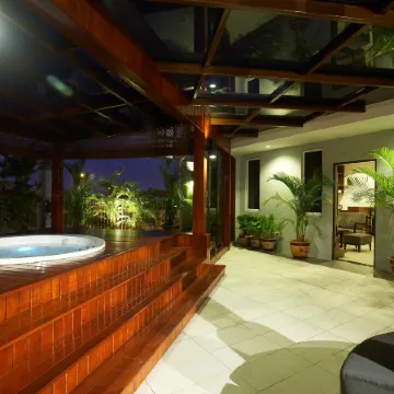 Country Hotel