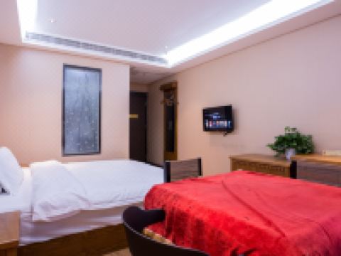 阜阳悦华商务酒店 - 高级大床房