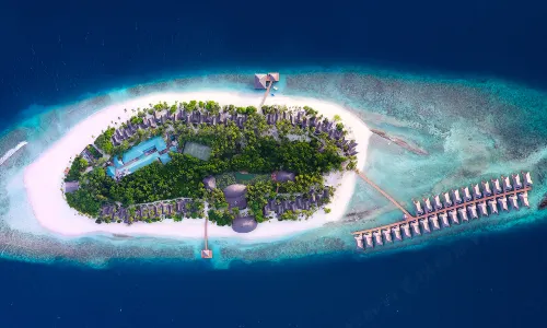 Dreamland Maldives Resort