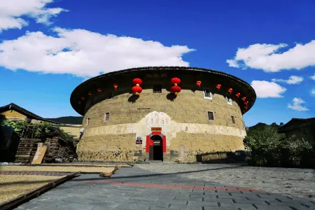 Tea Man Station 3 Fuqian Building 1906 Tulou Homestay
